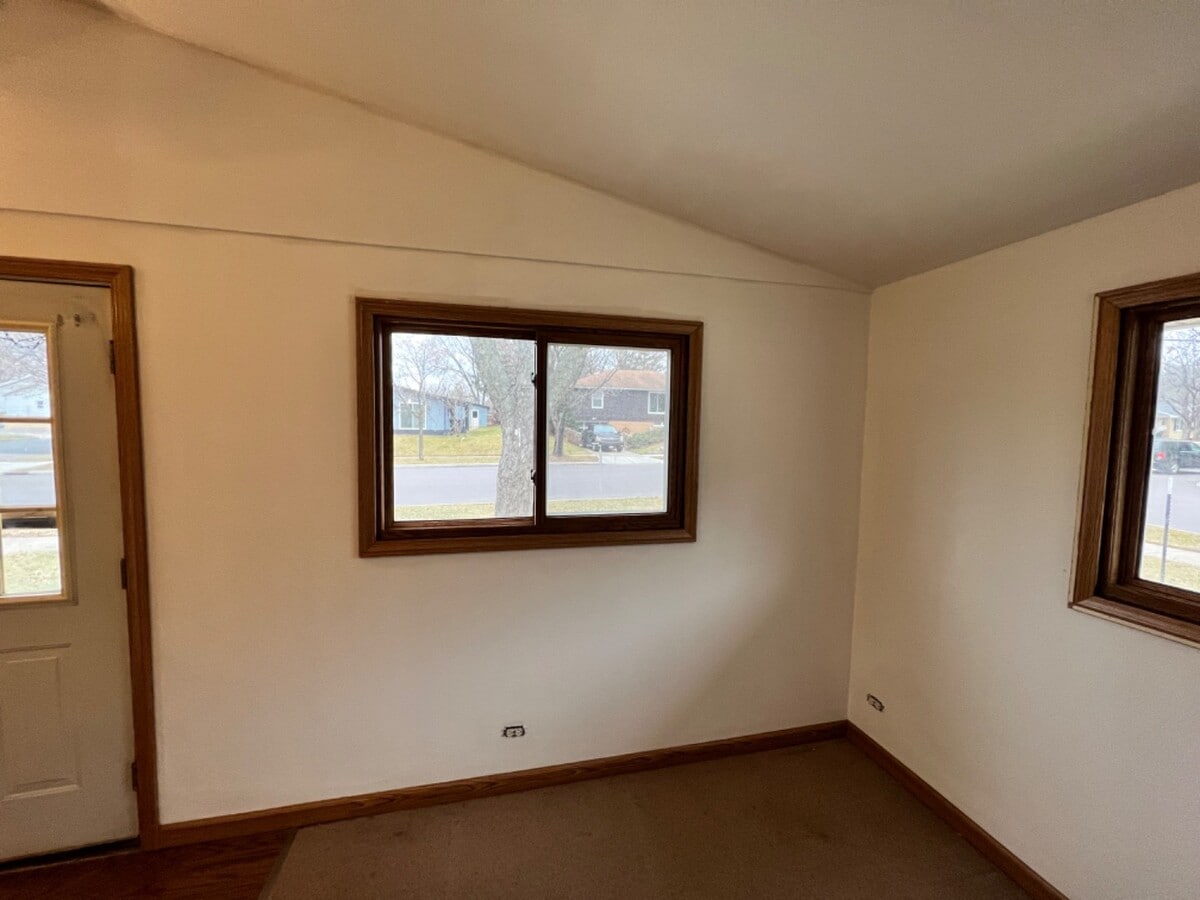 Photo - 630 N Dewey Ave