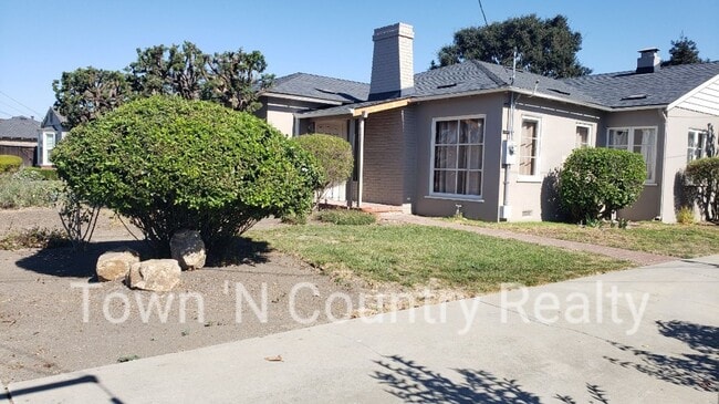 Photo - Charming 3-Bedroom Home in South Salinas –...