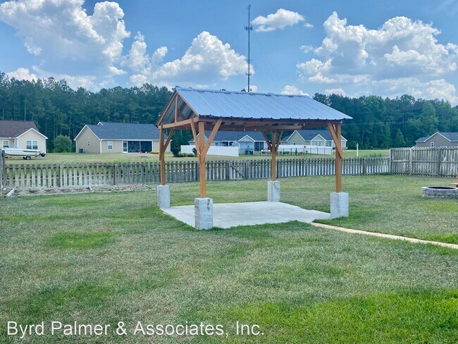 Photo - 4 br, 2 bath House - 307 Beulah Circle