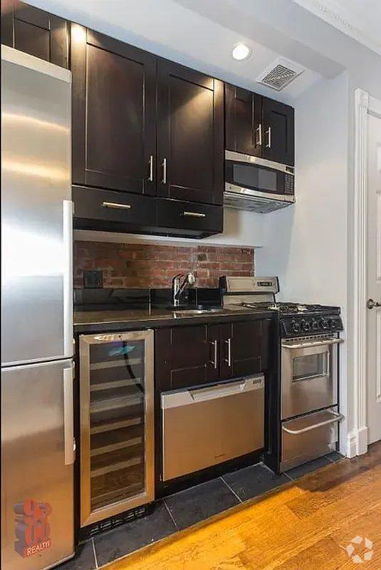 Building Photo - 3 bedroom in New York NY 10011 Unit 3W Rental