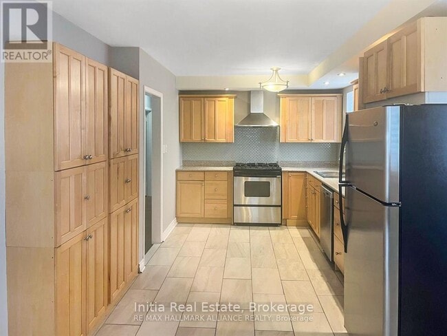 Photo - 15 Grove Park Crescent