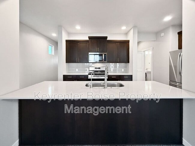 Photo - 4072 E Blueberry St