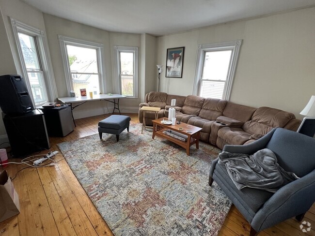 Building Photo - 14 Stickney Ave Unit 3 Rental
