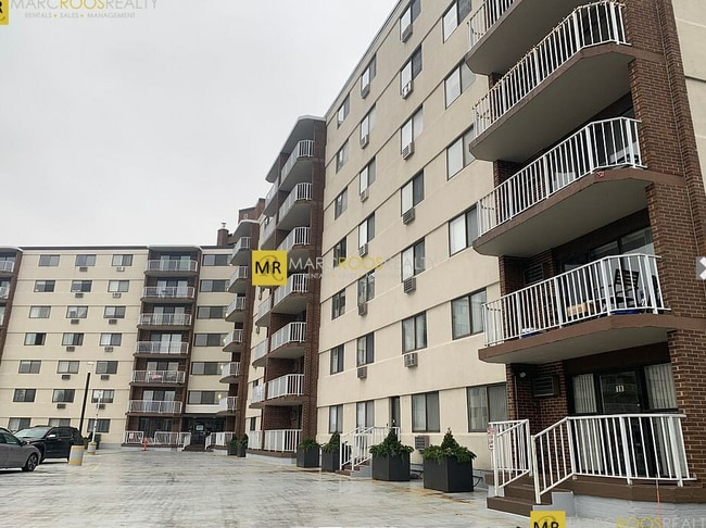 Building Photo - 141 Coolidge Ave Unit 415 Rental