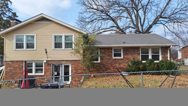 Photo - 5944 Port Yakima Ct