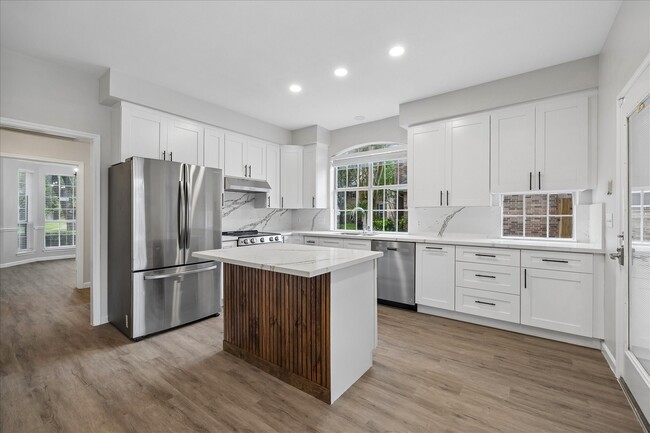 Photo - 23107 Lodgepoint Dr