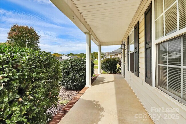 Photo - 7125 Weavers Run