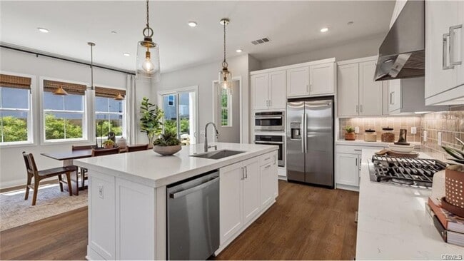 Photo - 285 Shoveler