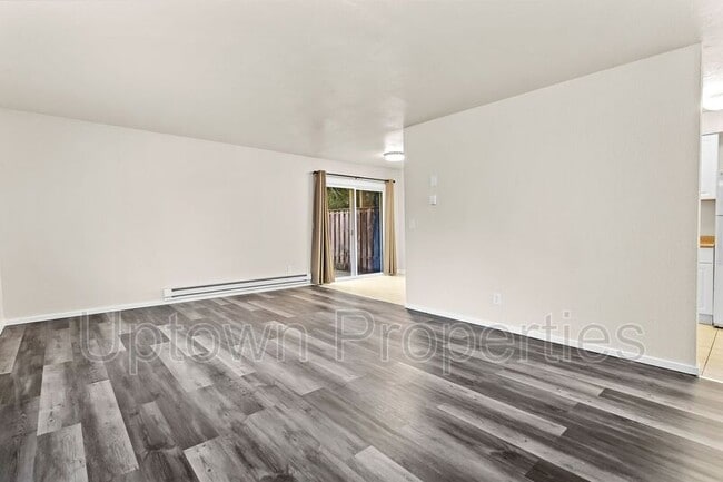 Photo - 17358 SW Merlo Rd