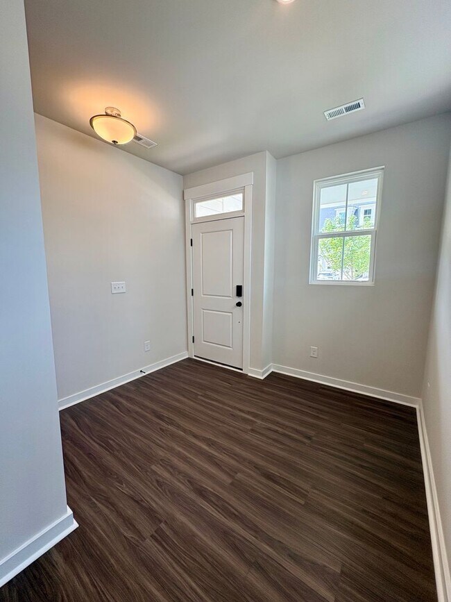 Photo - Brand New 3BR/2.5BA Townhouse in Griffith Lakes