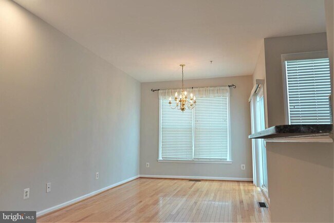 Photo - 708 Reserve Champion Dr