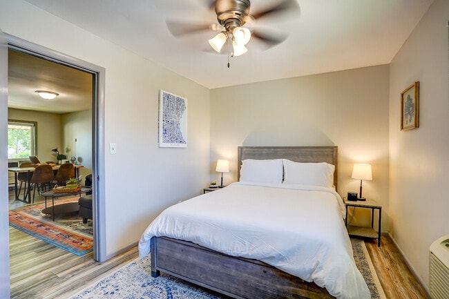 Photo - 407 S 94th Pl Unidad ID1377403P