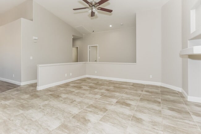 Photo - 2519 Hollow Oak Ave