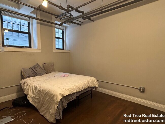 Photo - 116 Riverway