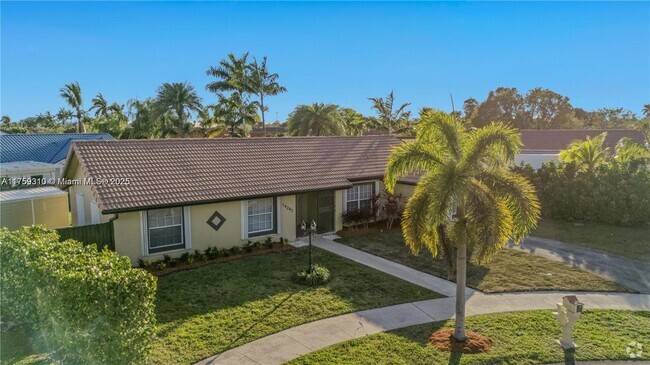 Building Photo - 14242 SW 46th Terrace Rental