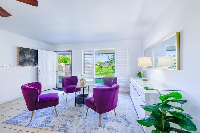 Photo - 312 N Luna Ct