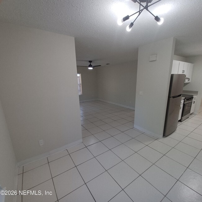 Photo - 253 Stillwell Ave