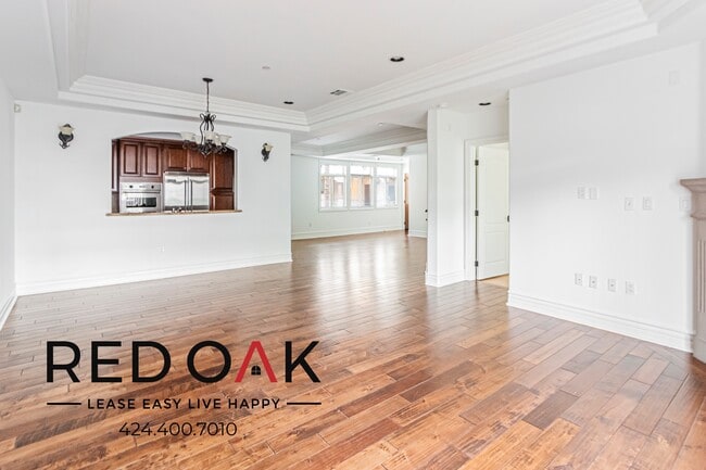 Building Photo - 10640 Woodbridge St Unit 207 Rental