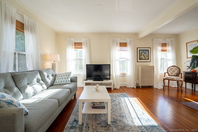 Photo - 4 Coburn Ave