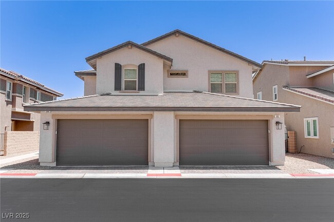 Photo - 60 Kimberlite Dr Townhome