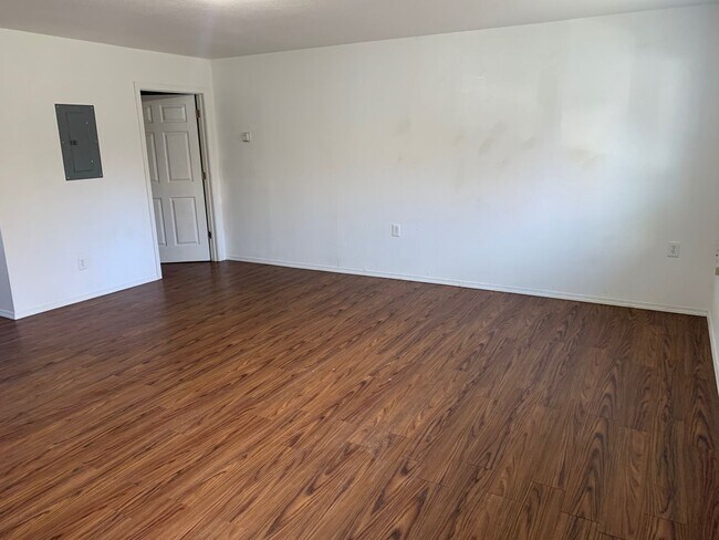 1765 Richardson Hwy Unit 3