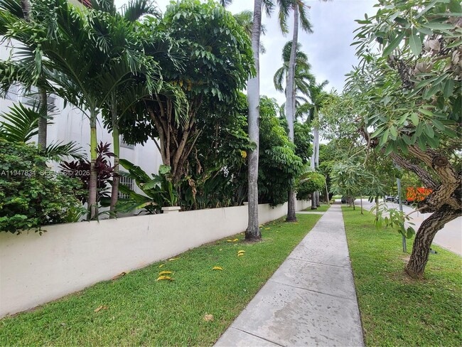 Photo - 1821 Jefferson Ave Unit 206