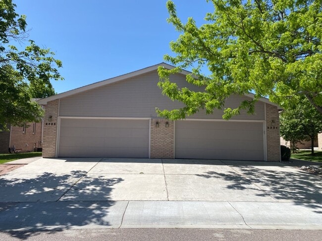 Photo - 4 Bed 3 Bath Patio Style Duplex in West Fort Collins