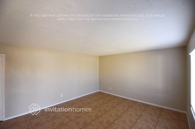 Photo - 2333 N 55th Ave