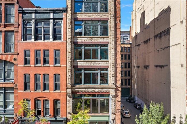 Photo - 915 Liberty Ave