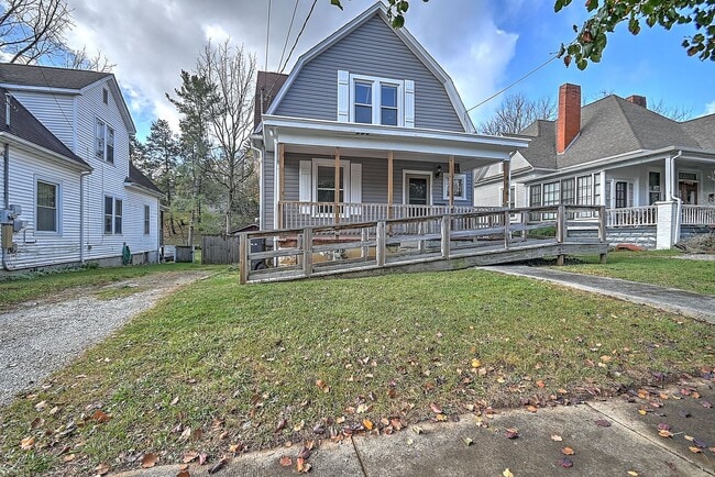 Photo - 404 Carolina Ave