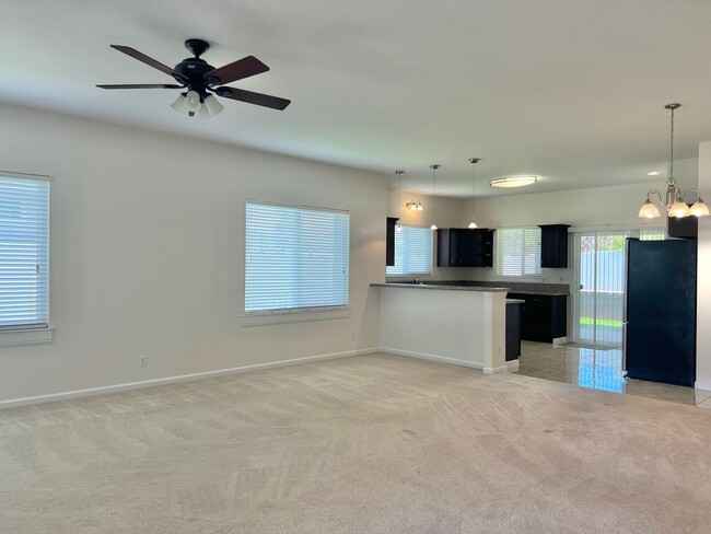 Photo - 3 Bedroom / 2.5 Bathroom House for rent in the Waiolani Mauka Subdivision. Pet friendly!