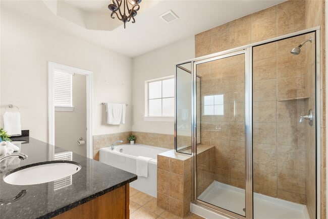 Photo - 3334 Clearview Villa Way