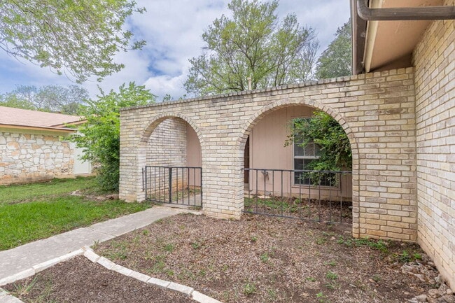 Photo - 8127 Babe Ruth St