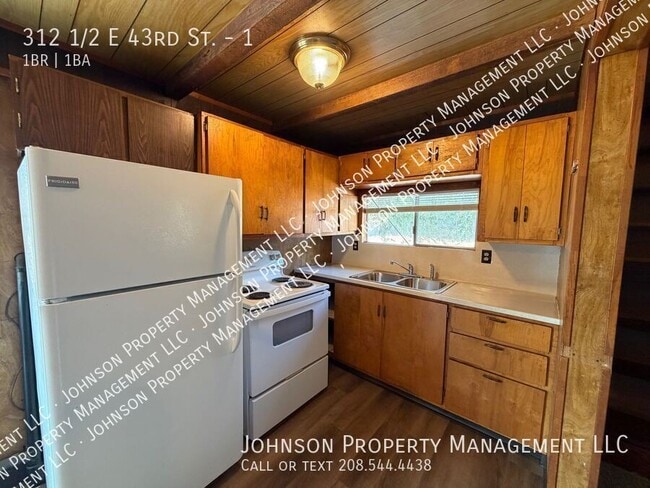 312 1/2 E 43rd St.-1