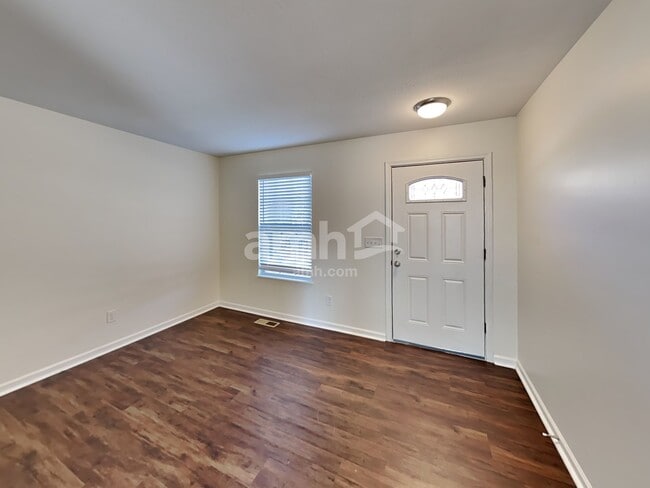 Photo - 25 Stoney Bluff Way