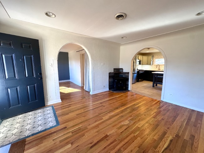 Photo - 3647 Adams St