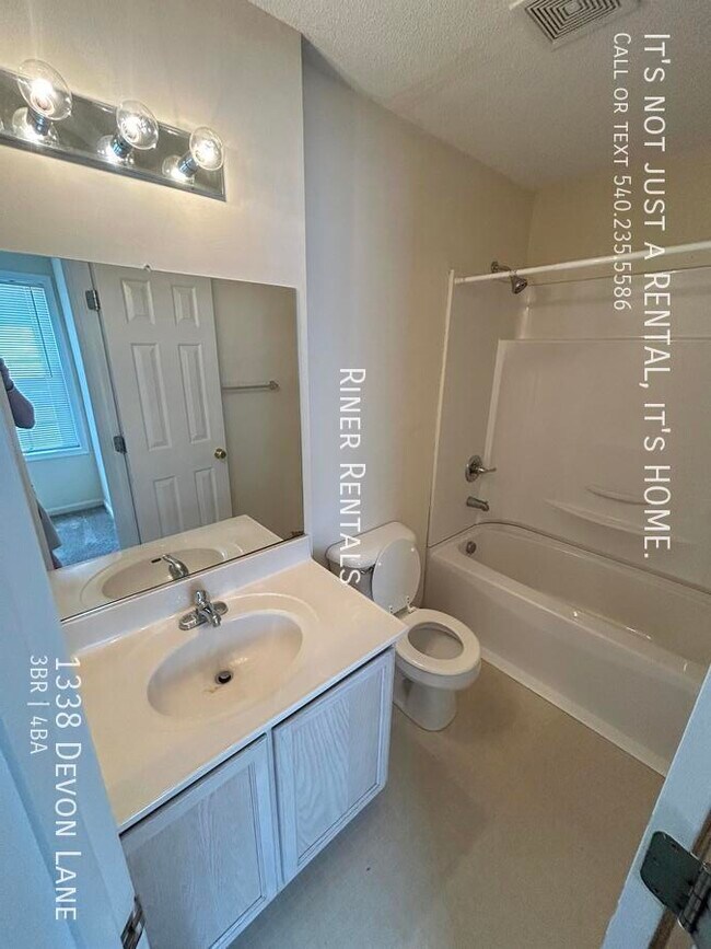 Photo - 1338 Devon Ln