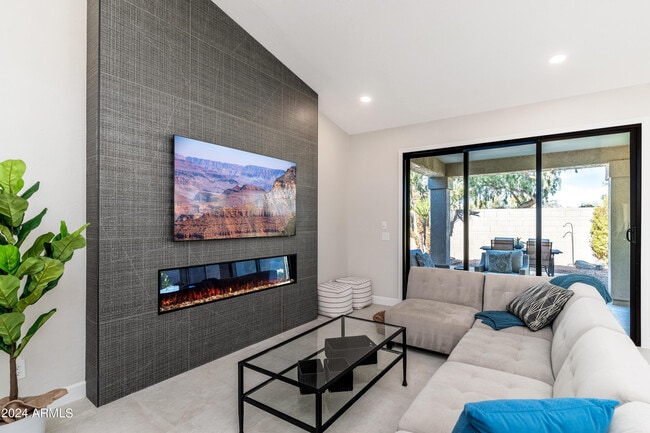 Photo - 6768 E Evans Dr