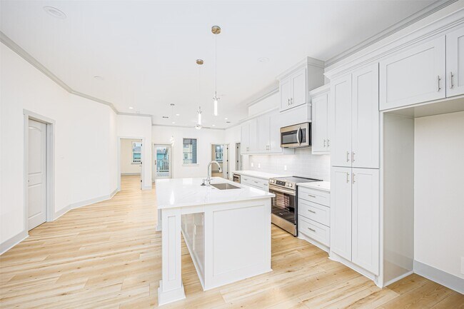 Photo - 3261 Pirates Cove