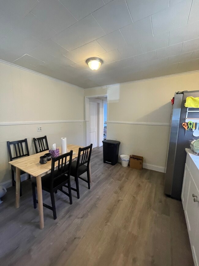 Kitchen - 44 Chetwynd Rd Unit 2