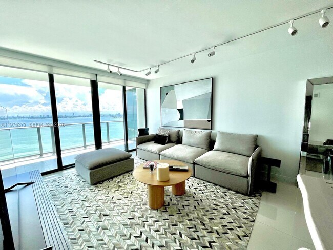 Photo - 3131 NE 7th Ave Unit 3003