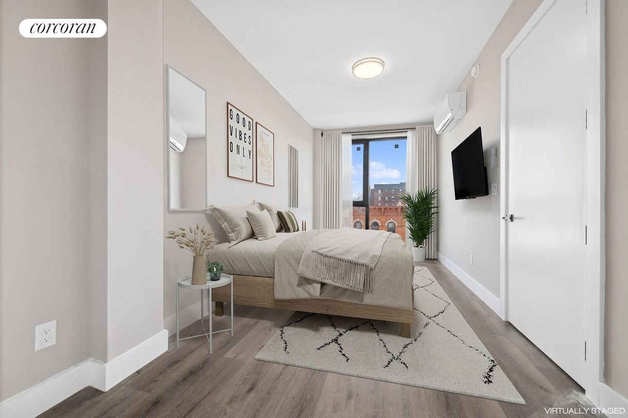 Photo - 1020 Rogers Ave