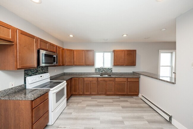 Photo - 10 Alpine St Unit 1