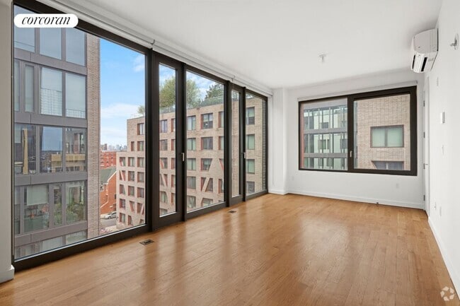 Building Photo - 54 Noll St Rental