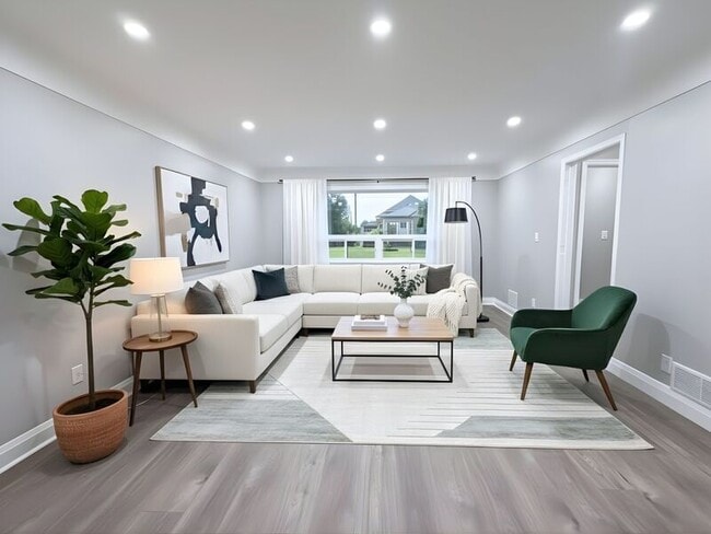 Photo - 20 W 4th St Unité upper