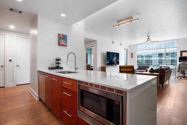 Photo - 210 Lee Barton Dr Unit 415