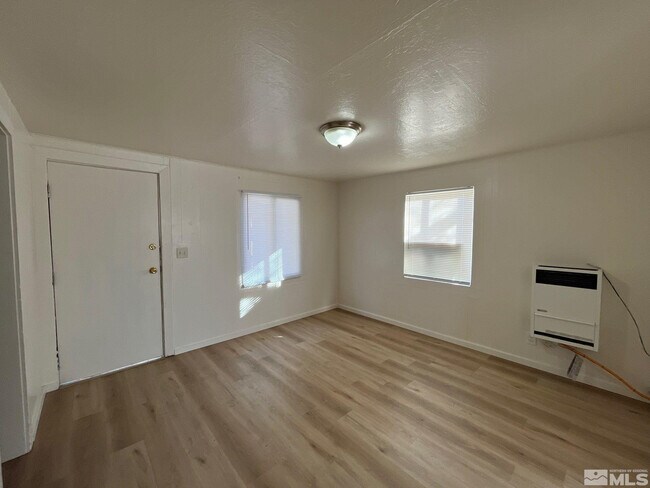 Photo - 850 G St