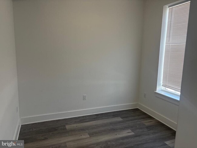 Photo - 818 Bladensburg Rd NE Unidad 404