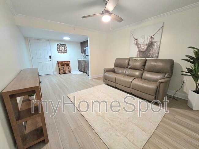 Photo - 201 S Stillman St Unit Apt 214