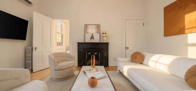 Photo - 3 E 9th St Unit SI ID1473046P